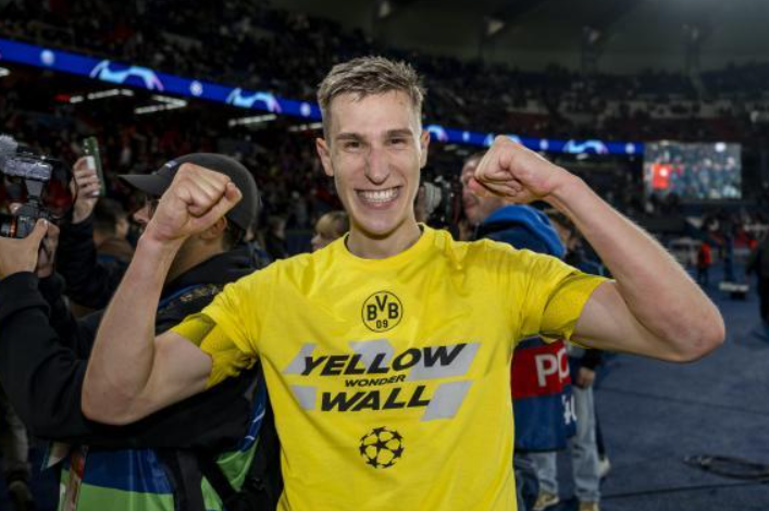 巴萨后防引援动态:施洛特贝克成焦点,高额成本成阻碍