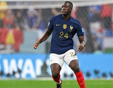 科纳特带病出战：为队友与信念而拼搏