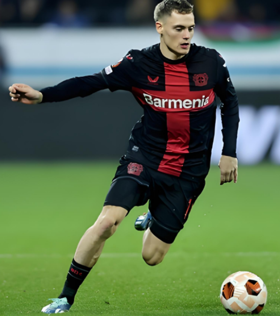 英超第20轮:利物浦与富勒姆激战成和,维尔茨赛后剖析球队表现