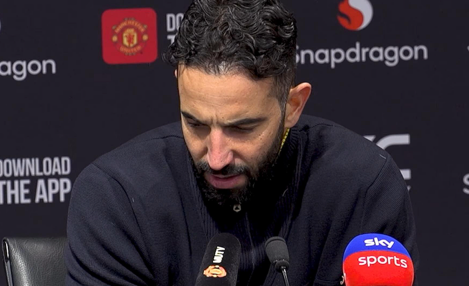 曼联换帅风波：阿莫林下课背后的战术理念冲突